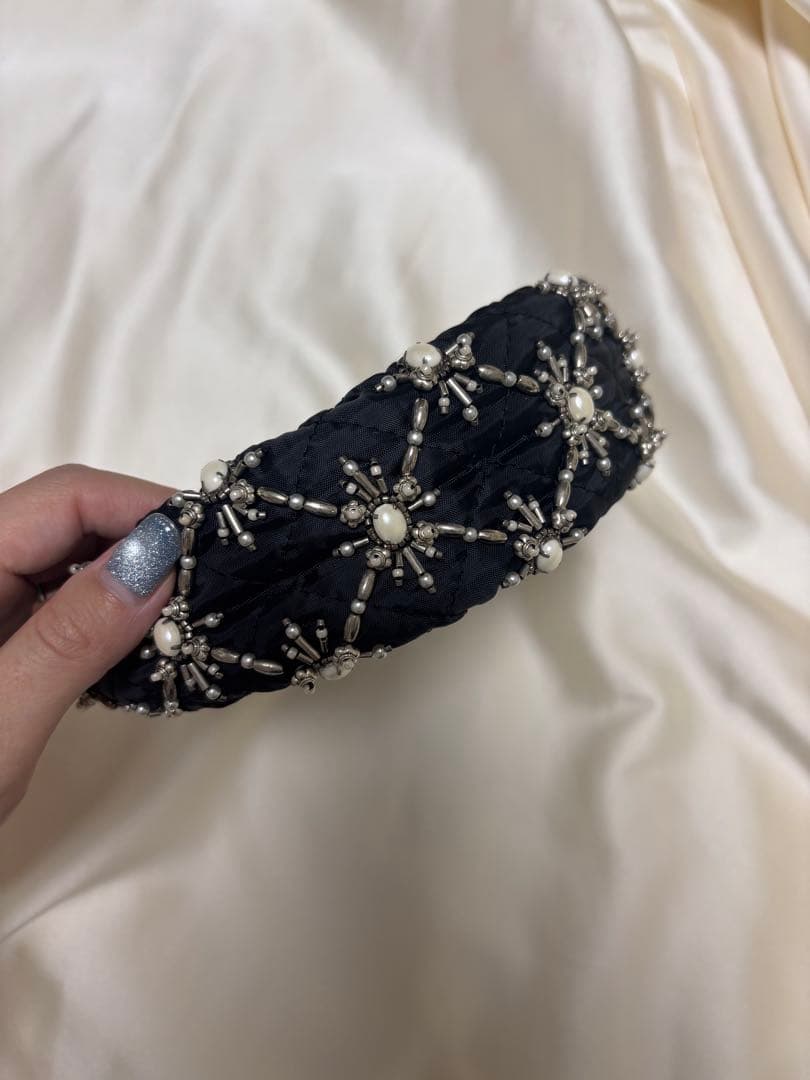 【tanakadaisuke】 White pearl hair band