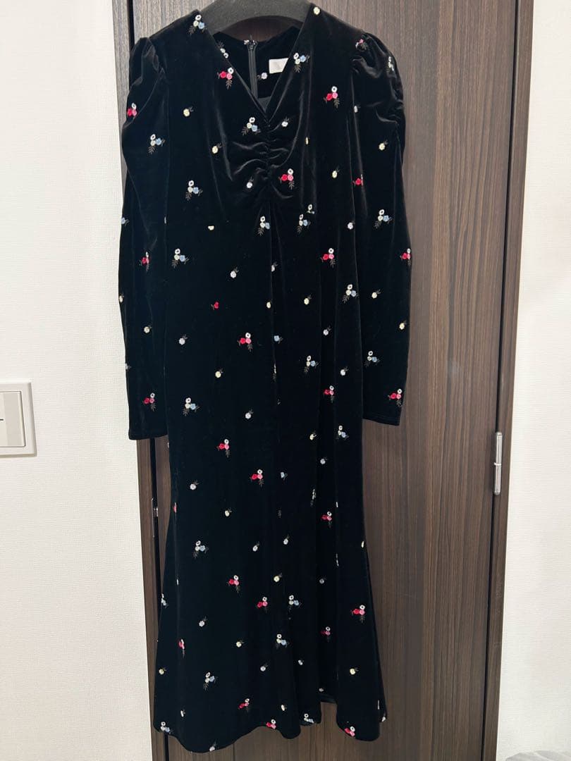 CELFORD セルフォード ベロア総刺繍ワンピース 36 ブラック