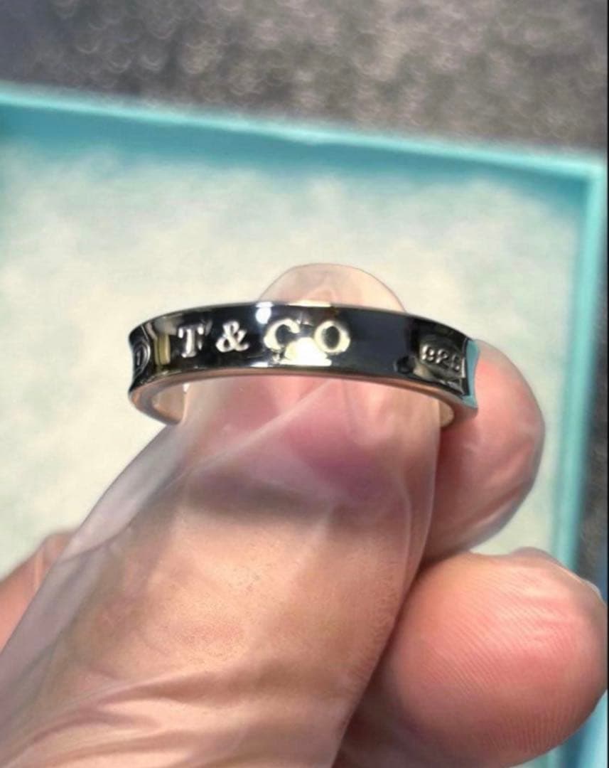 Tiffany & Co. シルバー フープピアス