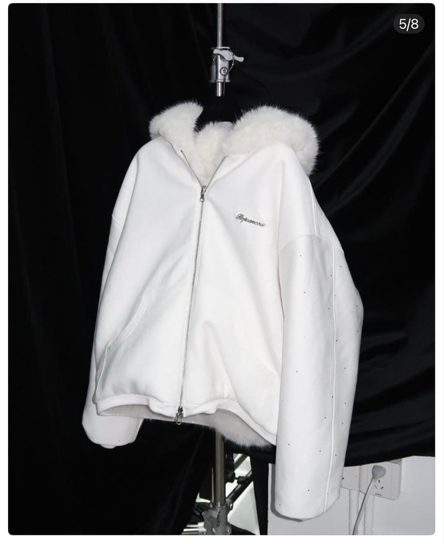 ジャケット・アウター andwang Kirakira 2way fur zip up white