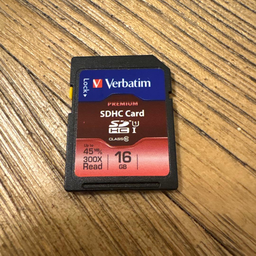 【美品】SONY NEX-5T デジタル一眼レフカメラ（オマケ付）