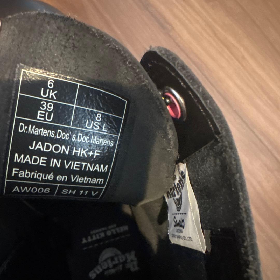 ドクターマーチン　サンリオ　UK6