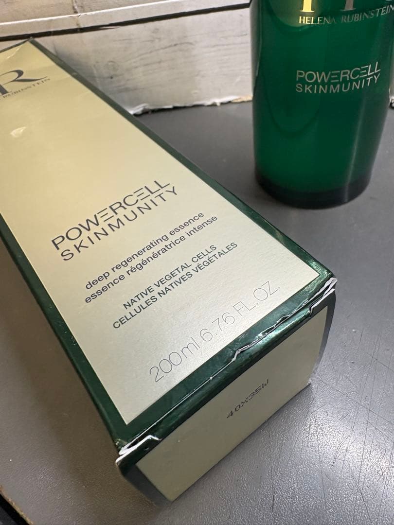 HELENA RUBINSTEIN　スキンミュニティ　ローション　200ml