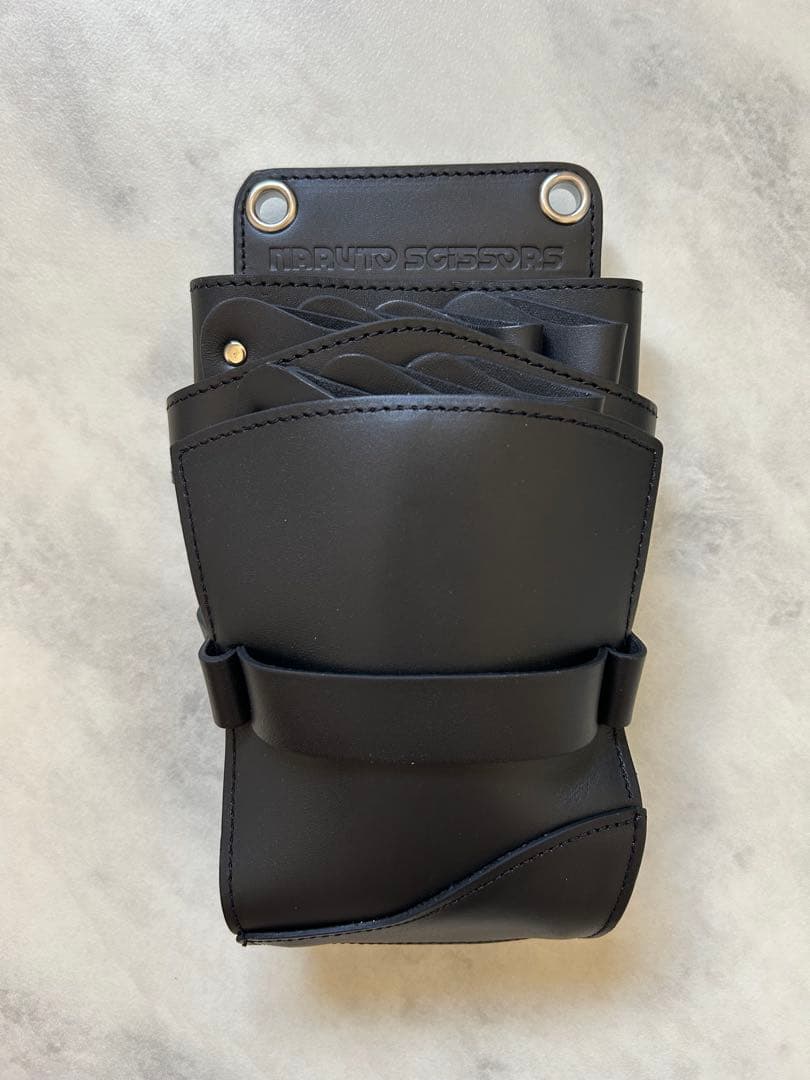 新品未使用　ナルトシザーケース　本革　ブラック　7丁収納可