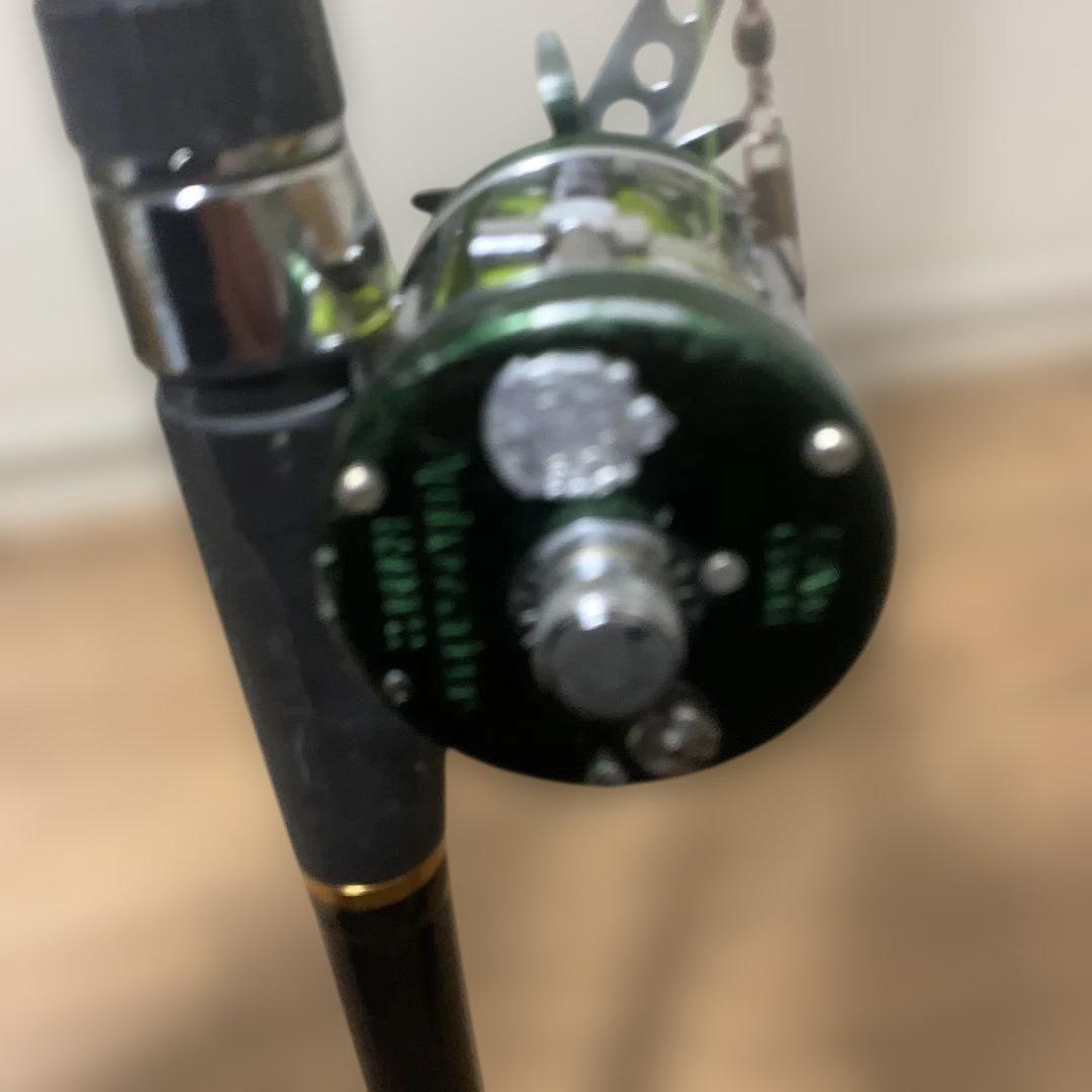 【引取時割引】両軸セットイングラム580 ブラックエデ4号アブ6500 ロケット