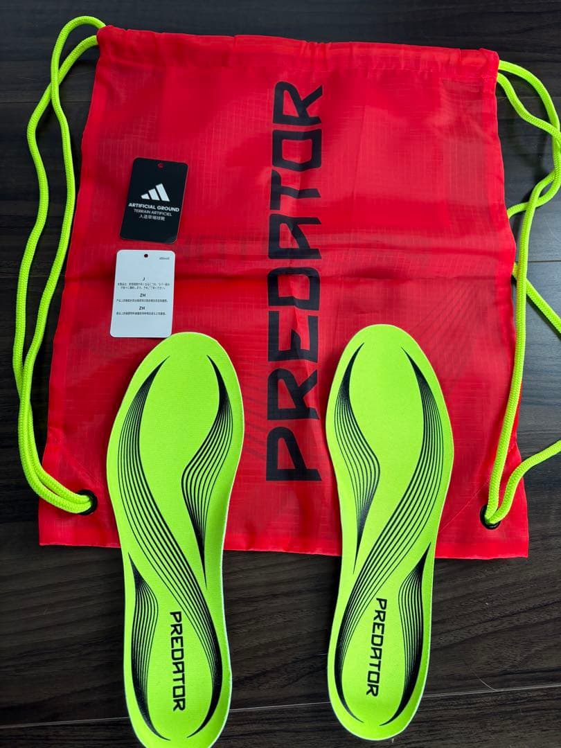 し*か様 1月4日22時削除adidas プレデターエリートAG 25.5