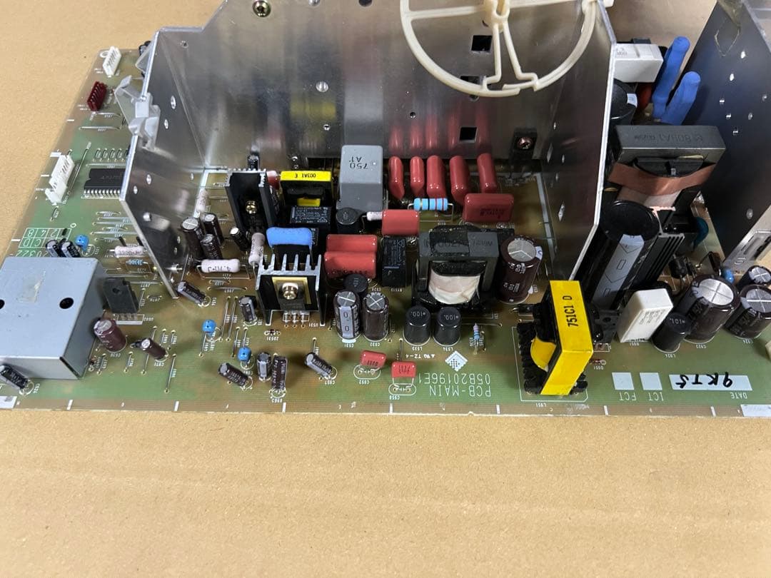 ナナオ　CRT基板05B20196E1ジャンク