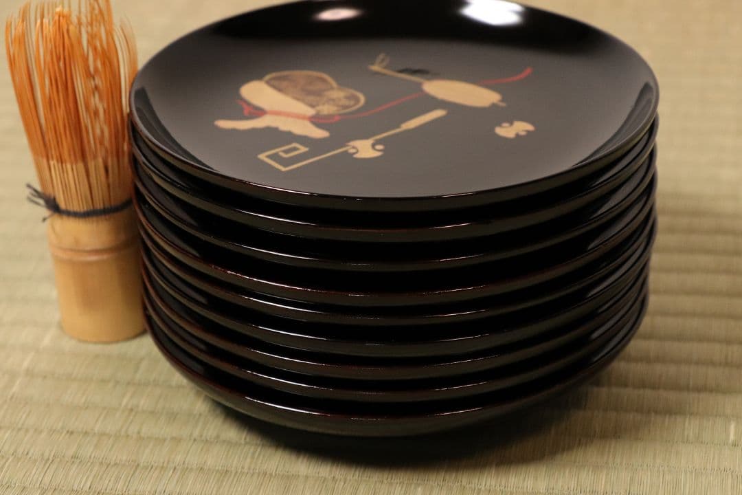 漆芸 時代 宝尽くし図 金蒔絵 黒塗 木皿 九客 天然木 明治大正 【CM59】