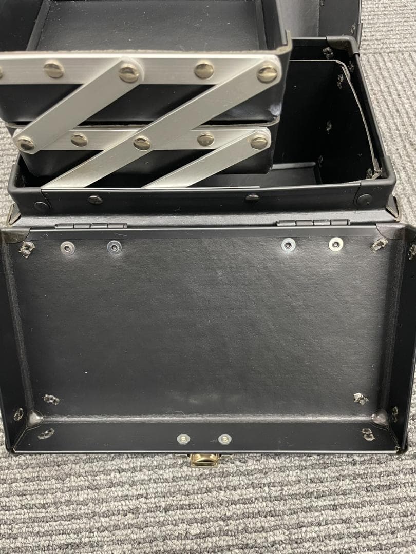 shu uemura シュウウエムラ メイクアップボックス ブラック