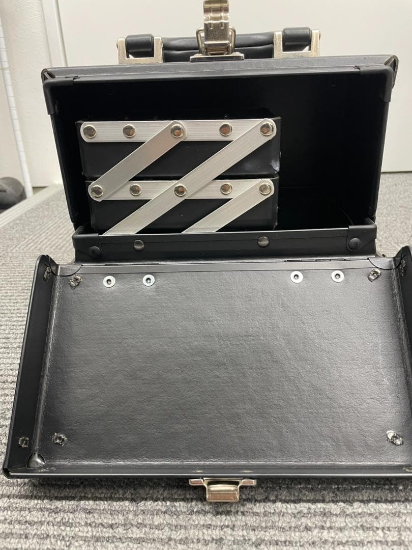 shu uemura シュウウエムラ メイクアップボックス ブラック