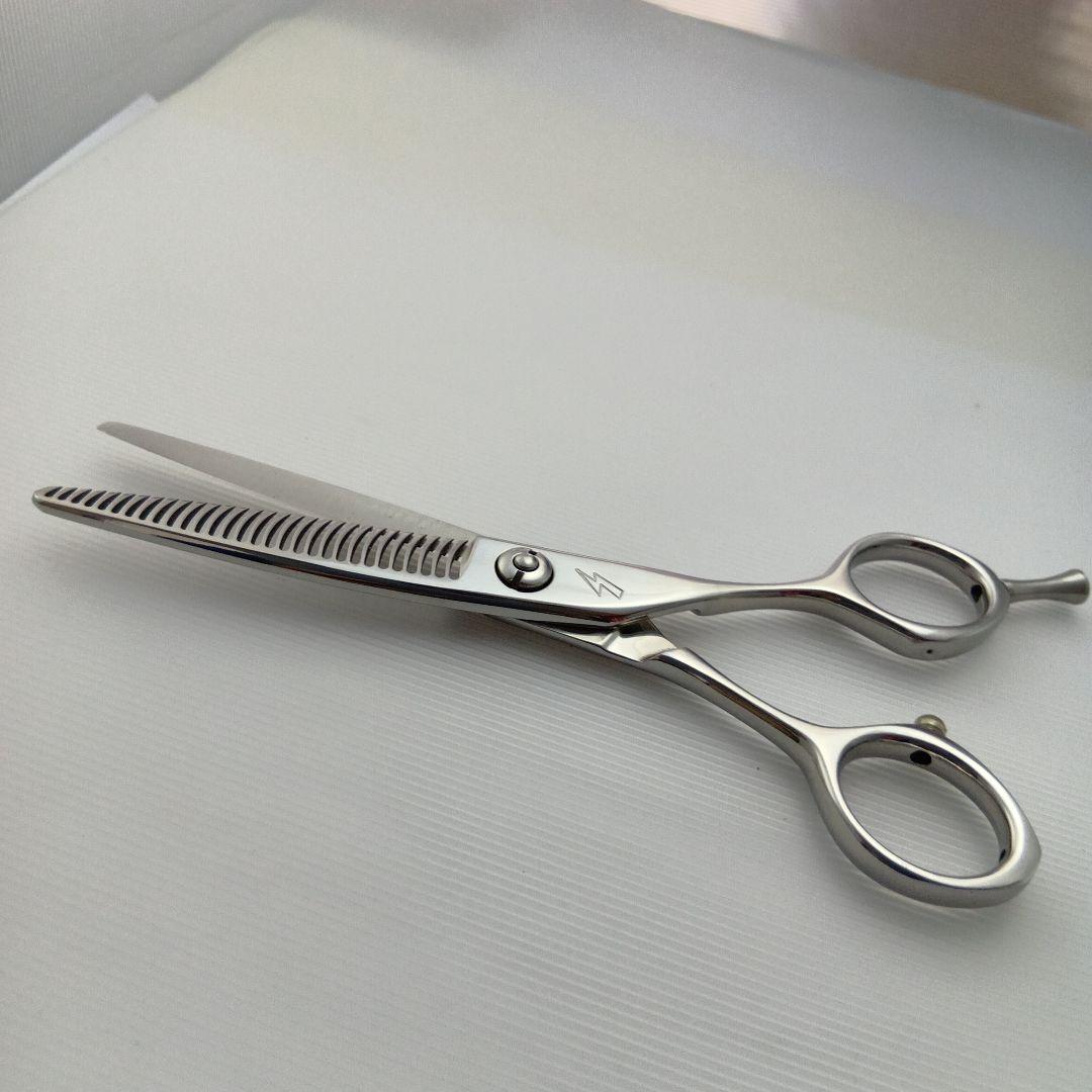 珍品特価！切れ味サクサク!20%セニングシザー 櫛刃２段