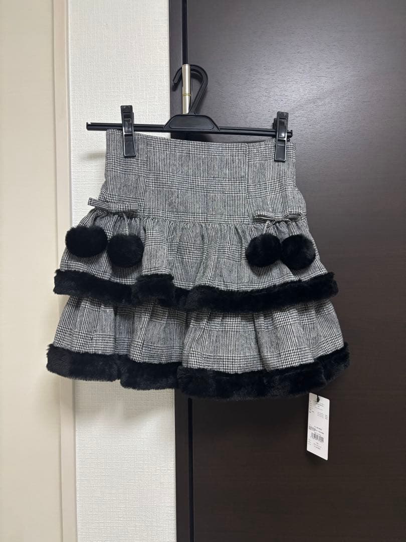 pium ファー付きティアードミニスカート