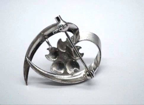 TASAKI 田崎真珠 タサキ シルバー ブローチ ローラアシュレイ　ハンカチ