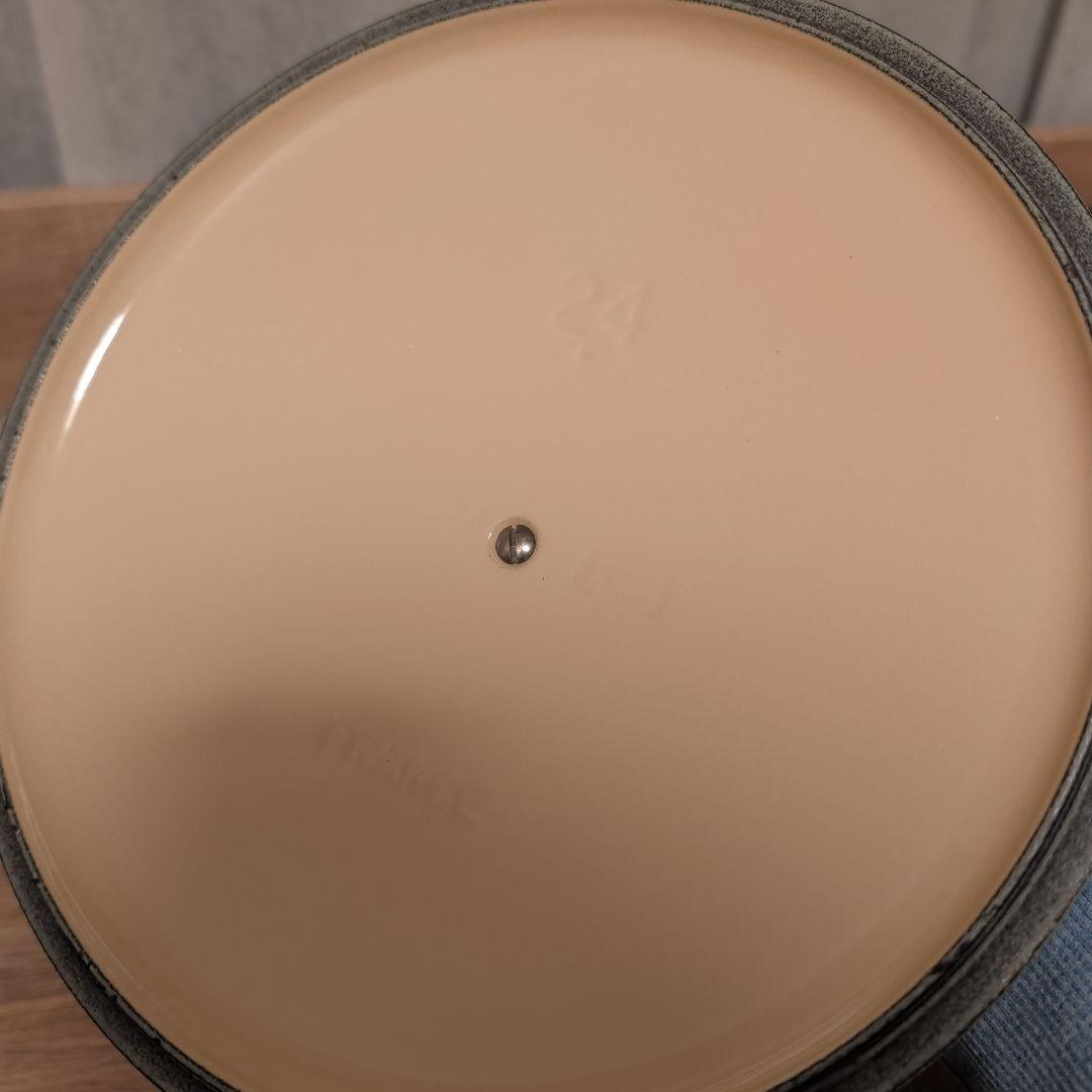 【新品・未使用】ル・クルーゼ　ココット・ロンド　トラディション　24cm