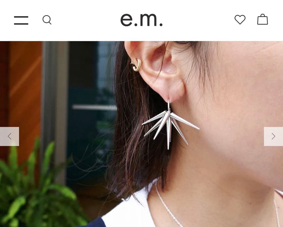 e.m. シルバースタッズ ピアス片耳用