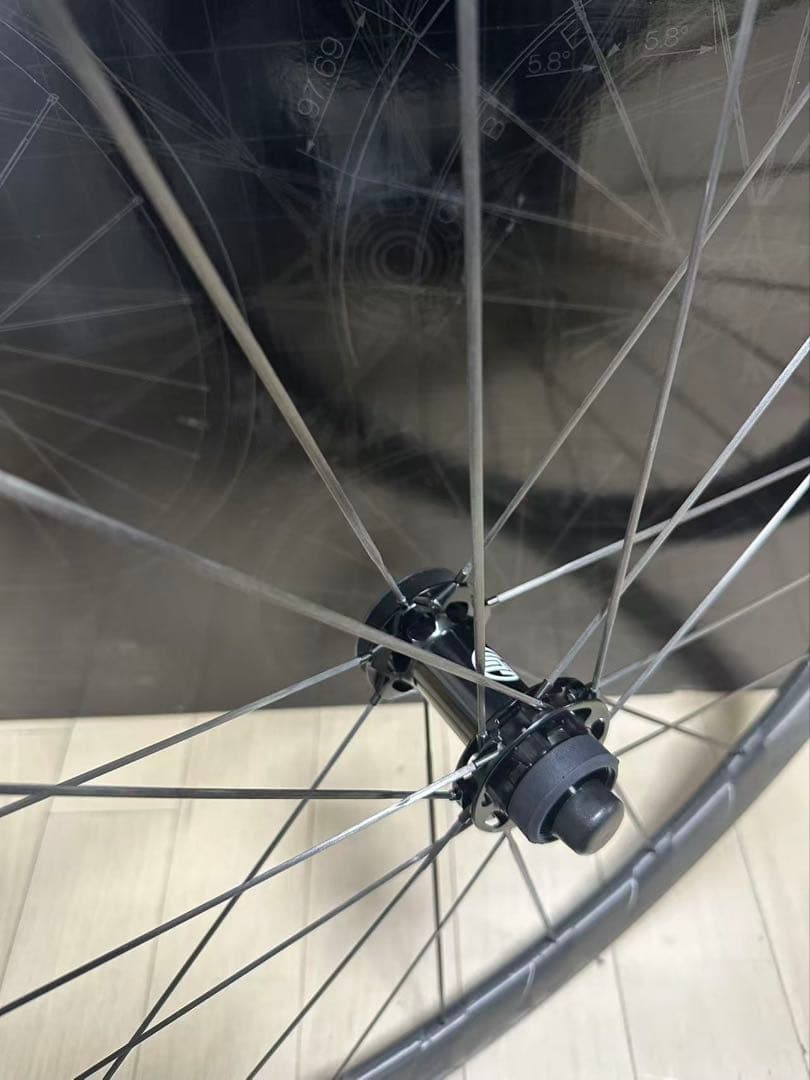 LUN HYPER D45 2023 カーボンホイール 新品