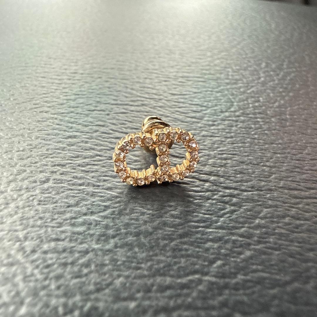 Dior Petit CD ミニスタッドピアス　ゴールド 片耳