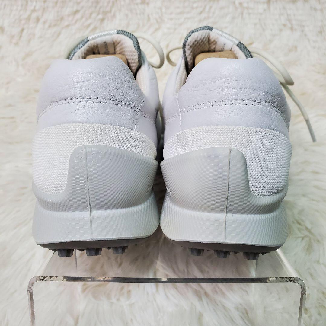 【試着のみ】ecco　ゴルフシューズ　バイオム　スパイクレス　24cm　ホワイト