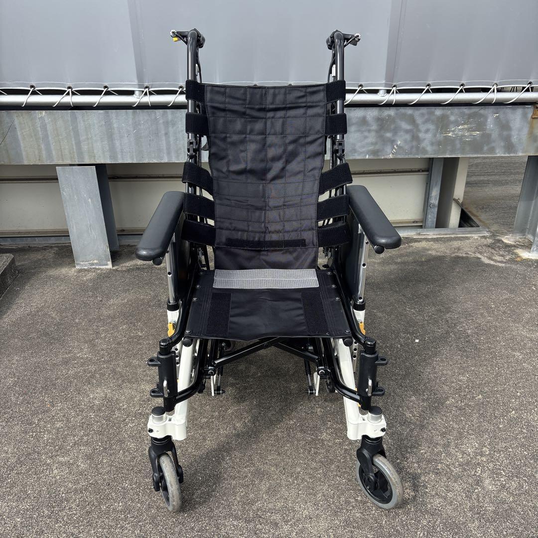 期間大幅値下げ！ マイチルトミニ3D　ティルト&リクライニング車椅子