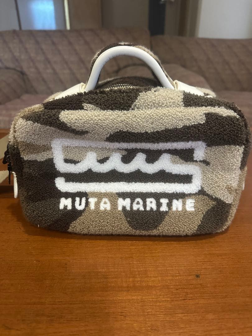 muta ムータ　パイルポーチ　ハンドバッグ