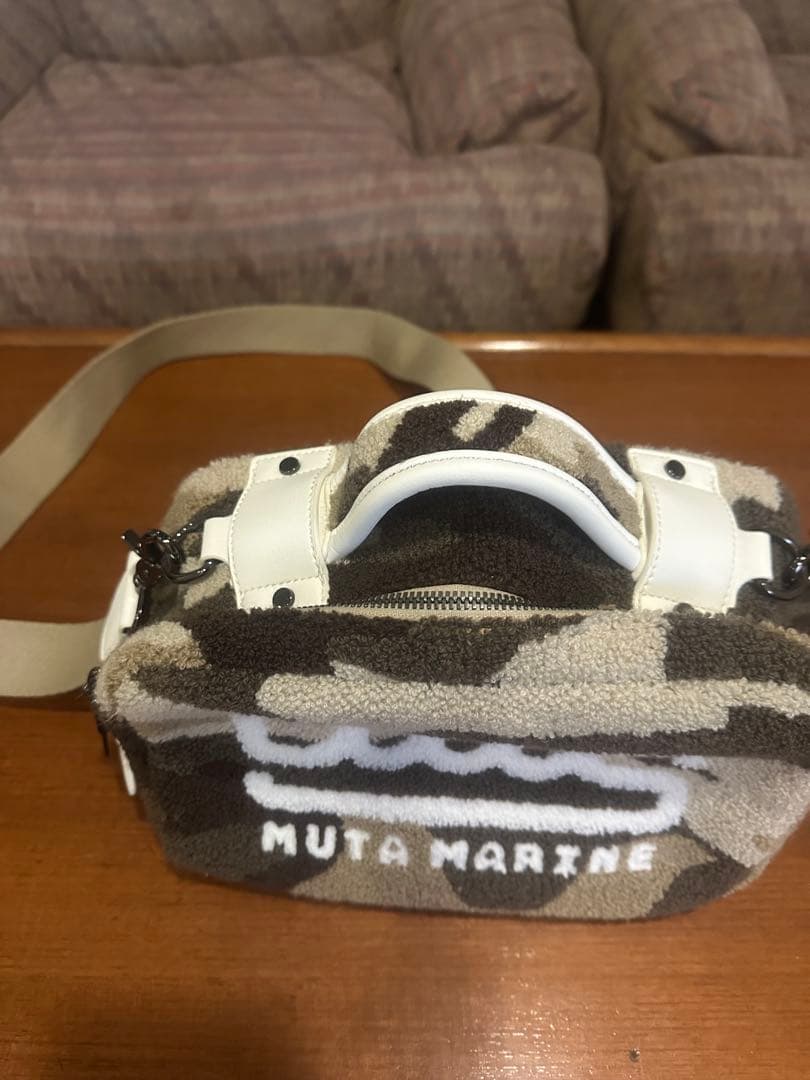 muta ムータ　パイルポーチ　ハンドバッグ