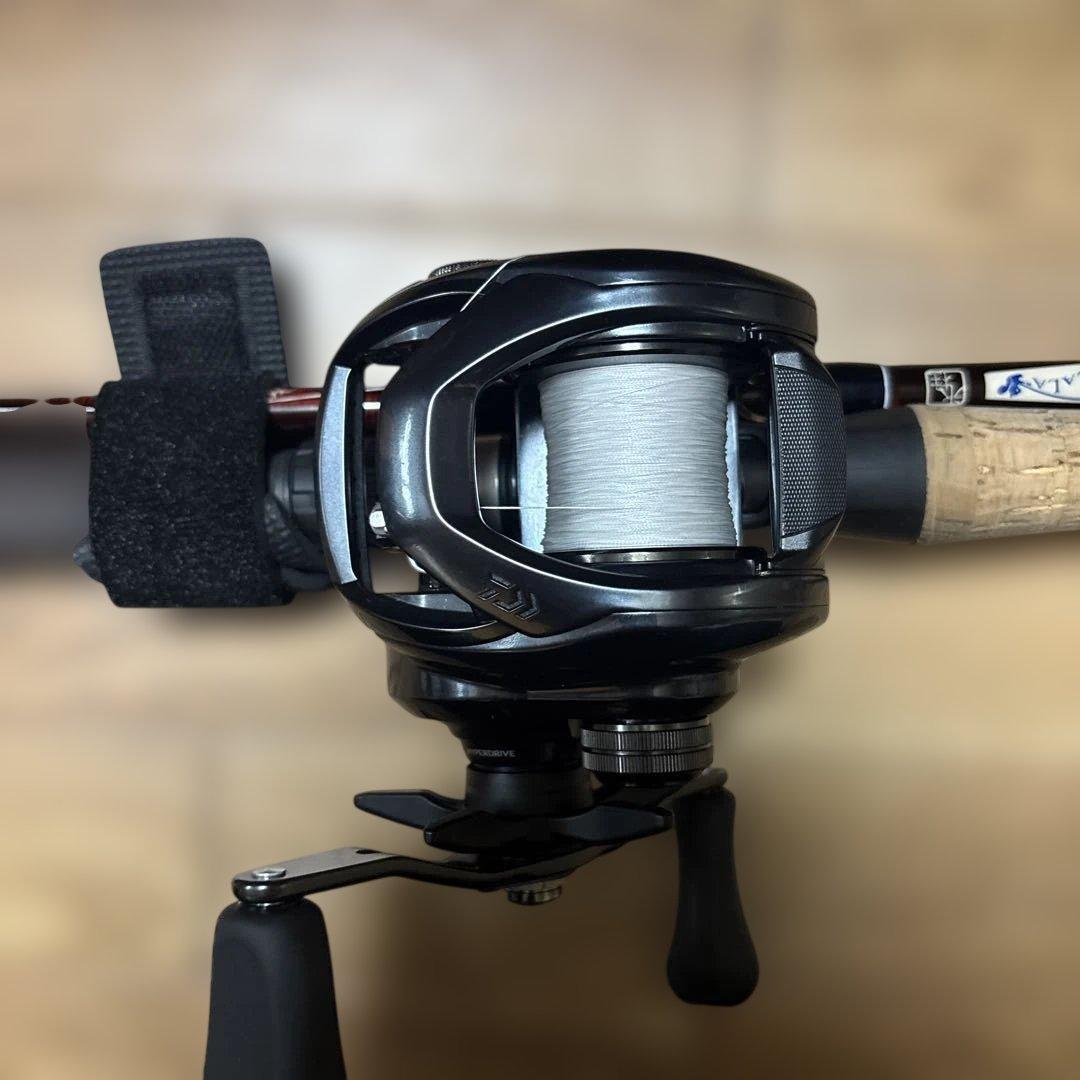 ツララ　エルホリゾンテ75 ダイワ タトゥーラTATULA TW400 セット