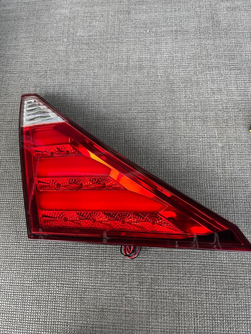 アルファード　ヴェルファイア20系 LED クリスタルアイ　テールランプ
