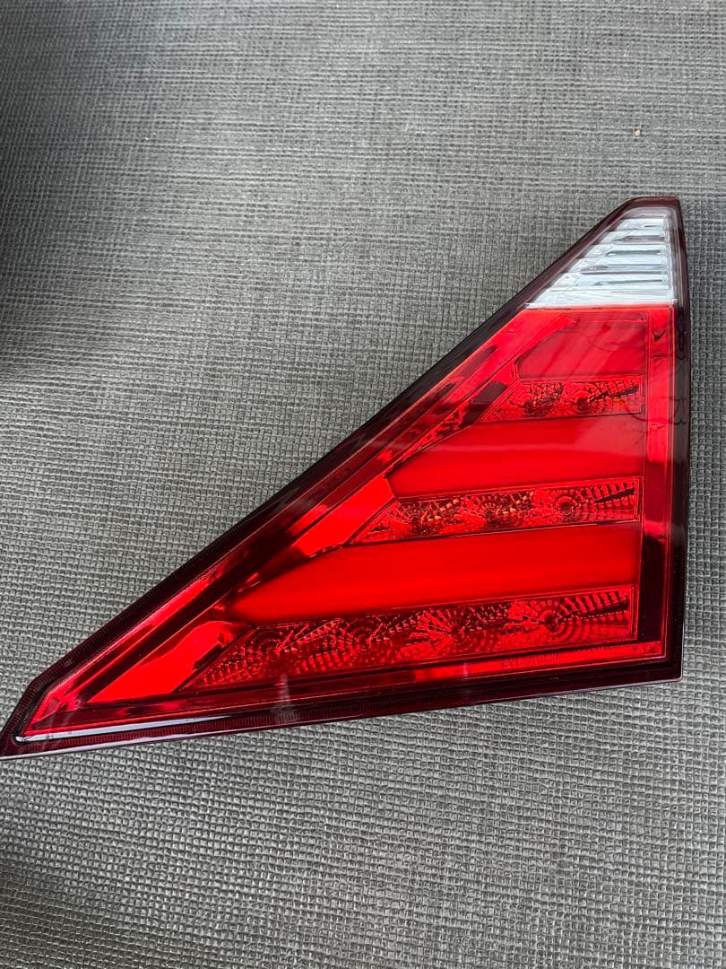 アルファード　ヴェルファイア20系 LED クリスタルアイ　テールランプ