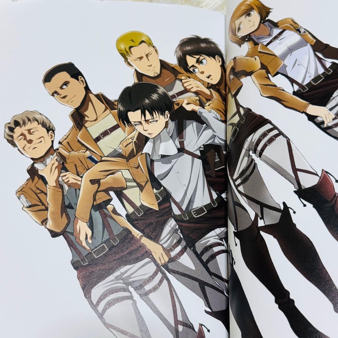 【初版•特典ファイル付き】進撃の巨人 ANIME ILLUSTRATIONS
