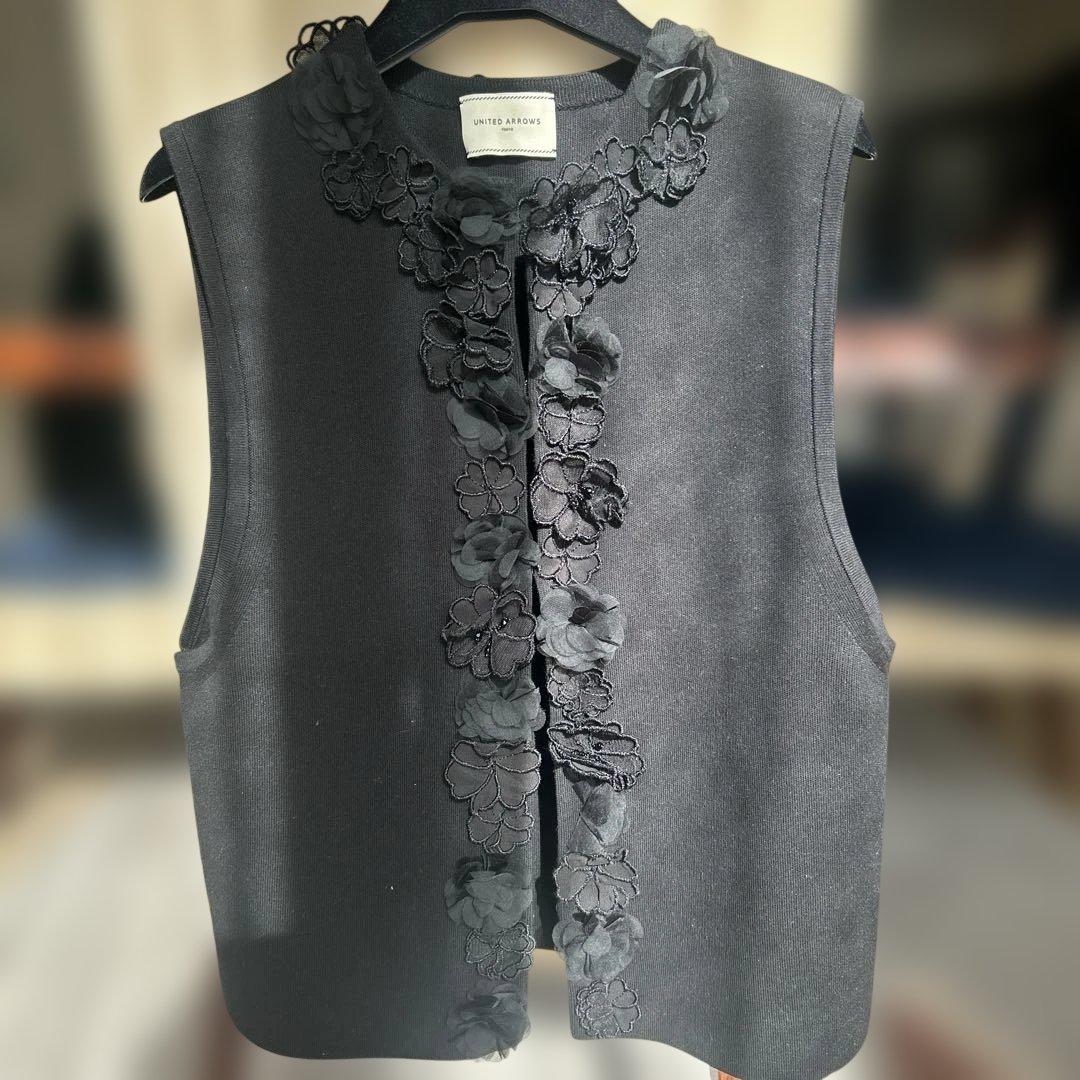 お値下げ！25SS UNITED ARROWS 3Dフラワーベスト　新品