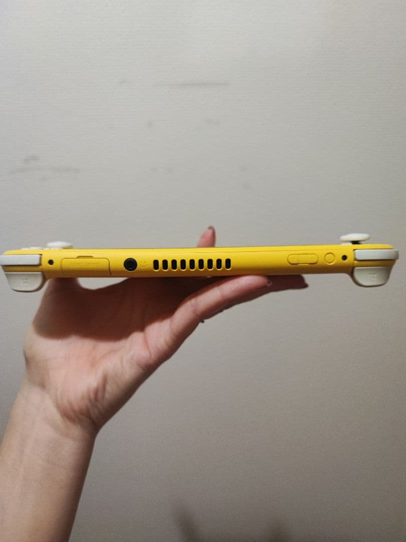 【箱有】Nintendo Switch Lite イエロー 本体