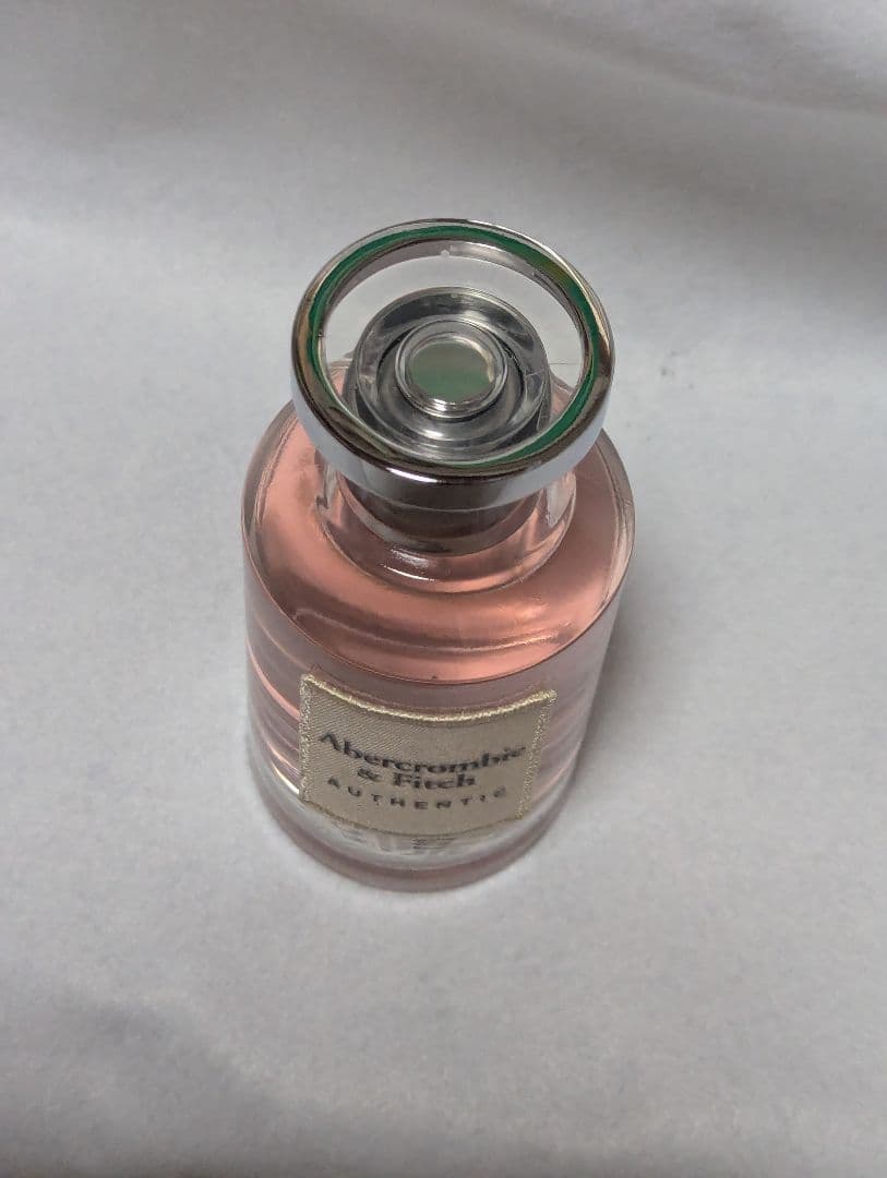 希少アバクロンビー＆フィッチオーセンティックウーマンオードパルファム100ml