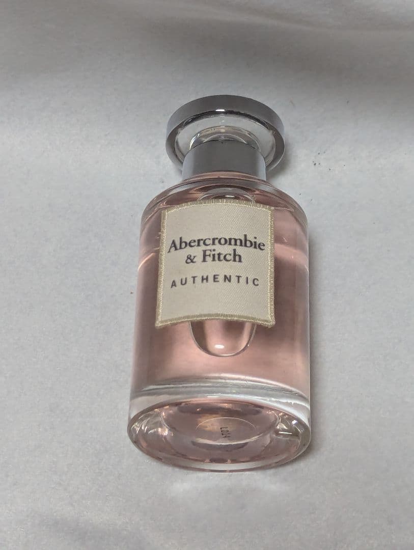 希少アバクロンビー＆フィッチオーセンティックウーマンオードパルファム100ml