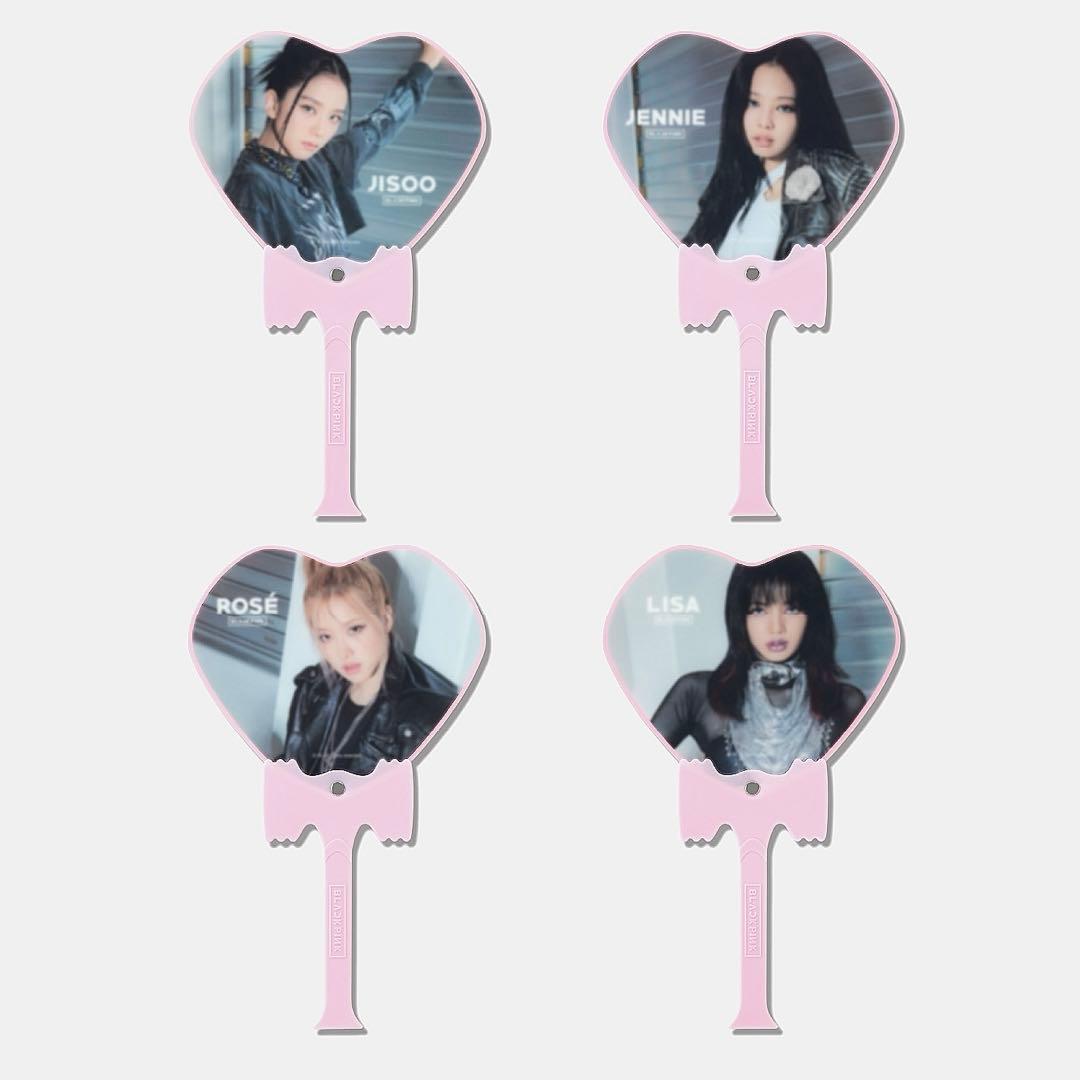 公式✴︎未開封あり‼︎BLACKPINKライブグッズ・ペンライト・うちわ4種・タオル