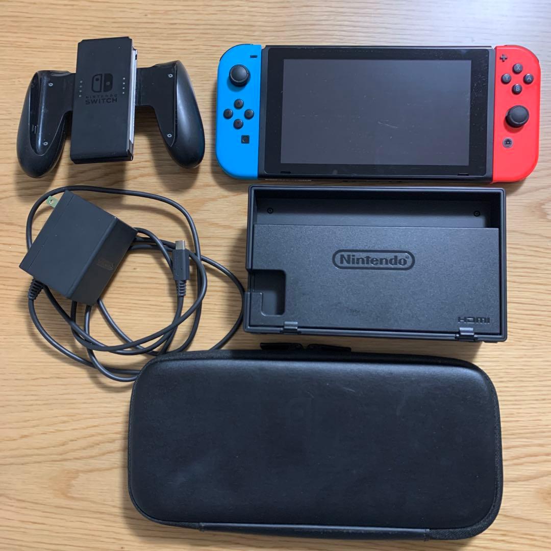 【美品】Nintendo Switch 本体 青/赤 Joy-Con【即日発送】