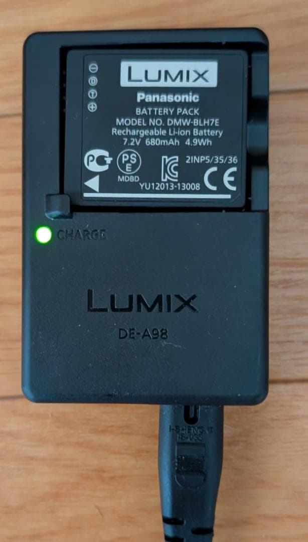 Panasonic LUMIX DMC-GF8 レンズキット 美品 ほぼ未使用