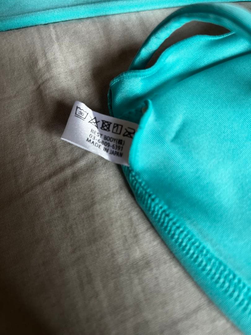 【美品】ベストボディジャパン 公式 ビキニ サックス S