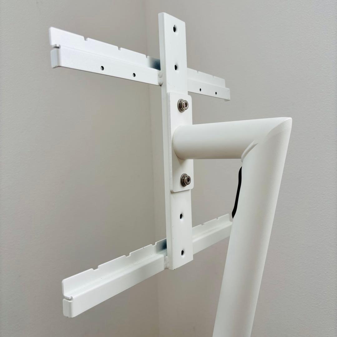 EQUALS WALL A2 ロータイプ　FLAT BASE テレビスタンド　白