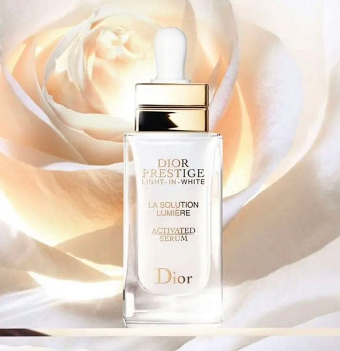 【新品】DIOR プレステージホワイトラ ソリューション ルミエールライトセラム