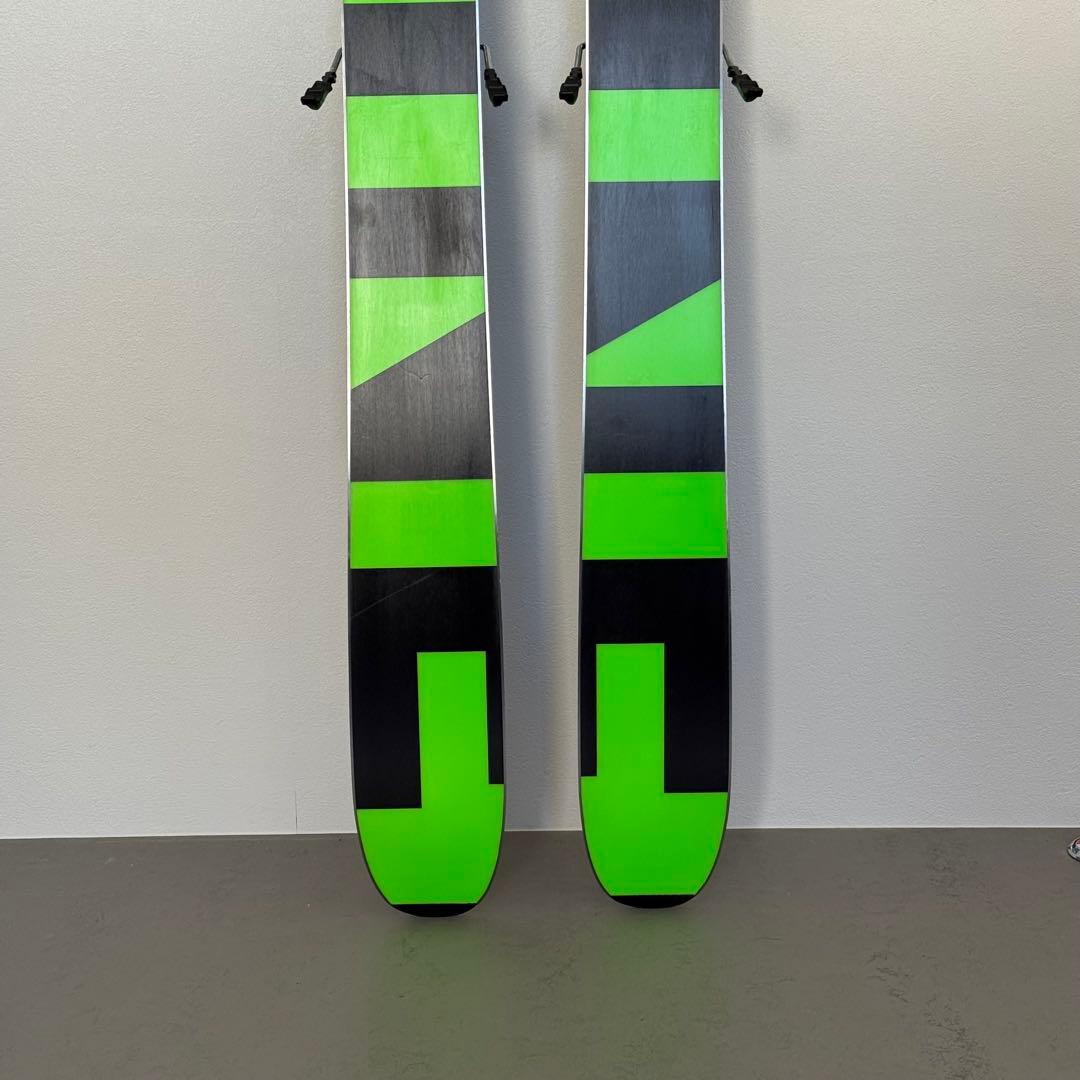 美品(滑走1日) 22-23 LINE BLADE OPTIC 104 171