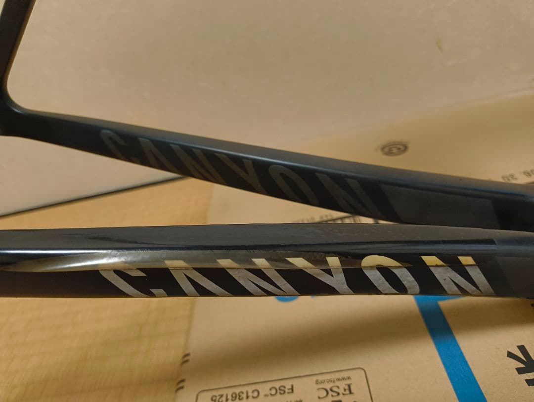 2015 CANYON ULTIMATE CF SL ロードバイクフレーム