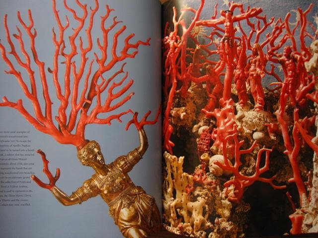 Cabinets of Curiosities　Patrick Mauries