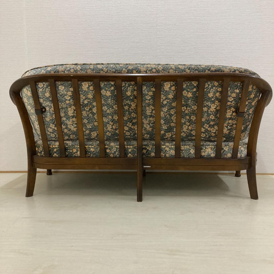 【カリモク】コロニアル　２人掛けソファ　ラブソファ