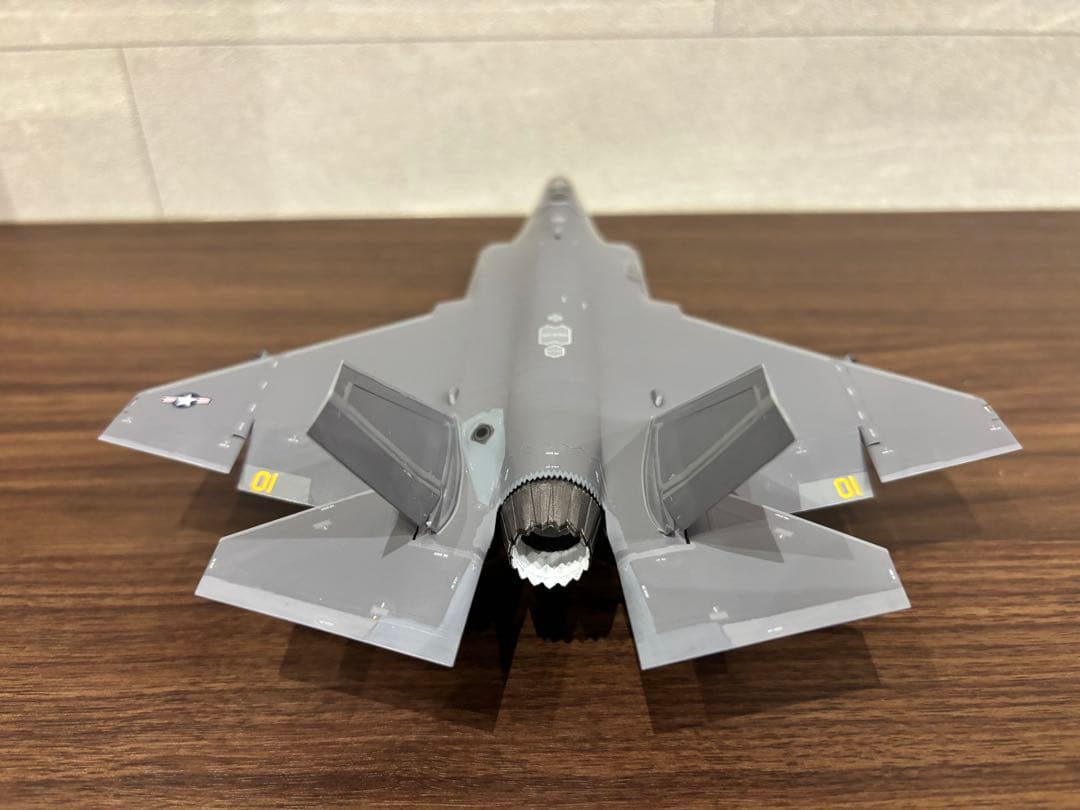 11/1まで出品　タミヤ　1/72 F-35C ライトニングⅡ 飛行機プラモデル