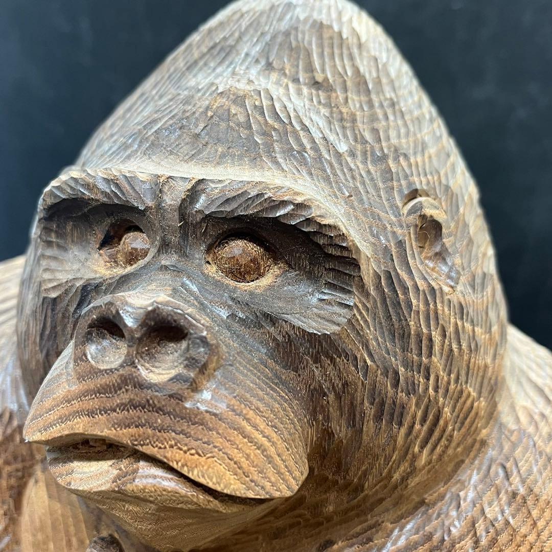 【匿名発送】木工品　彫刻　木彫　置物　ゴリラ　一点物　アンティーク　木彫り