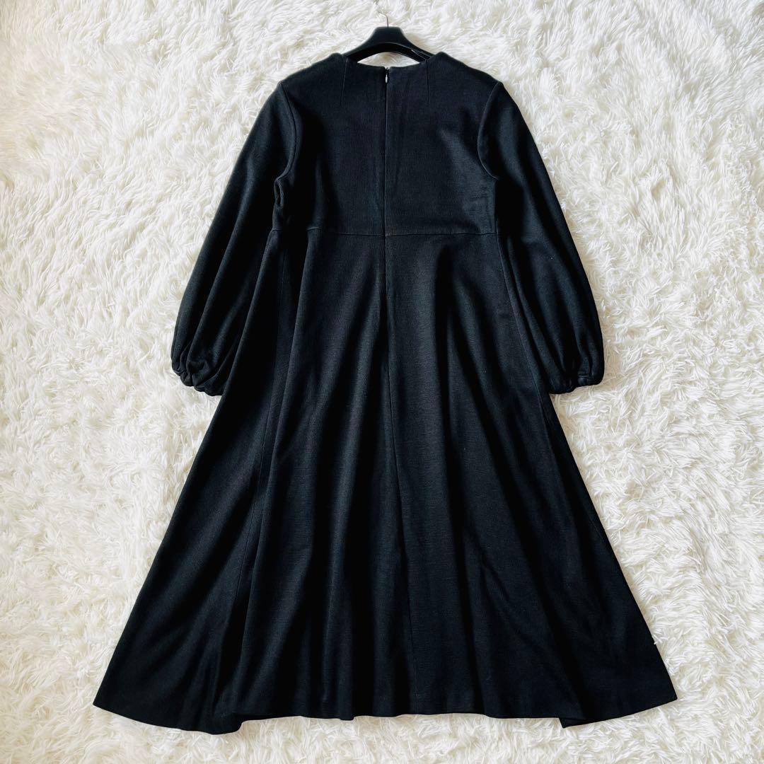 【美品✨】トゥモローランド　シルキーダブルフェイスクルーネックフレアワンピース