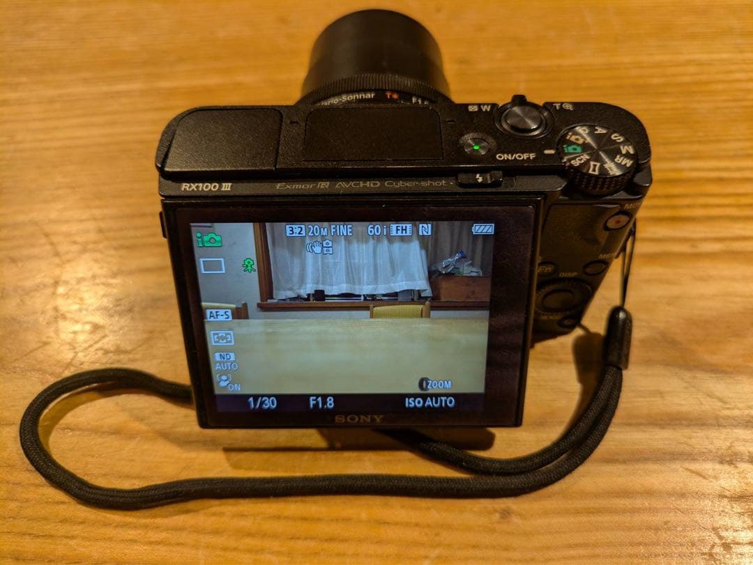 ソニー Cyber-shot DSC-RX100 III