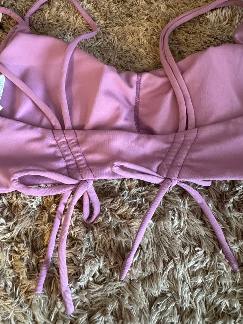 新品タグ付き　ALEXIA STAM ラベンダー ブラトップ 水着