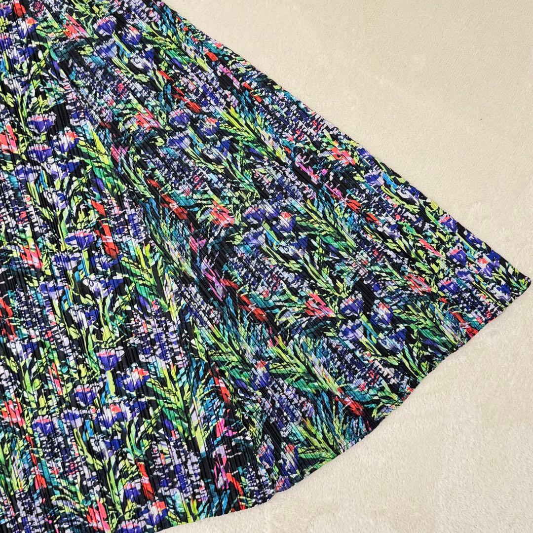 極美品✨PLEATS PLEASE 花柄　ワンピース　フレア　プリーツ　XL