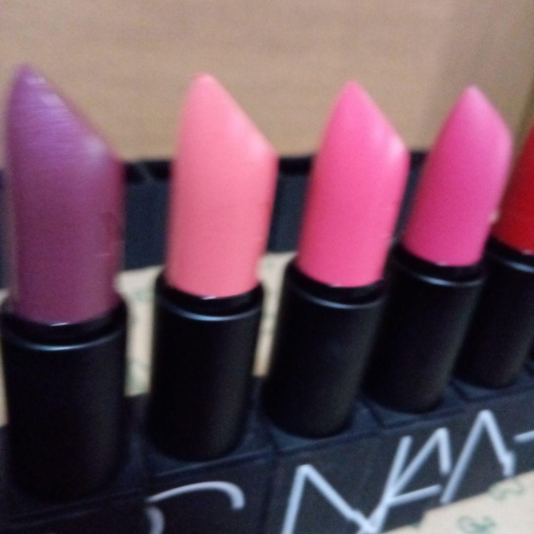 NARS ライトリフレクティング ファンデーション各種